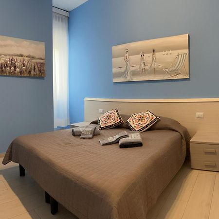 Residence El Palmar Fronte Mare, Fronte Spiaggia 리도 디 예솔로 외부 사진