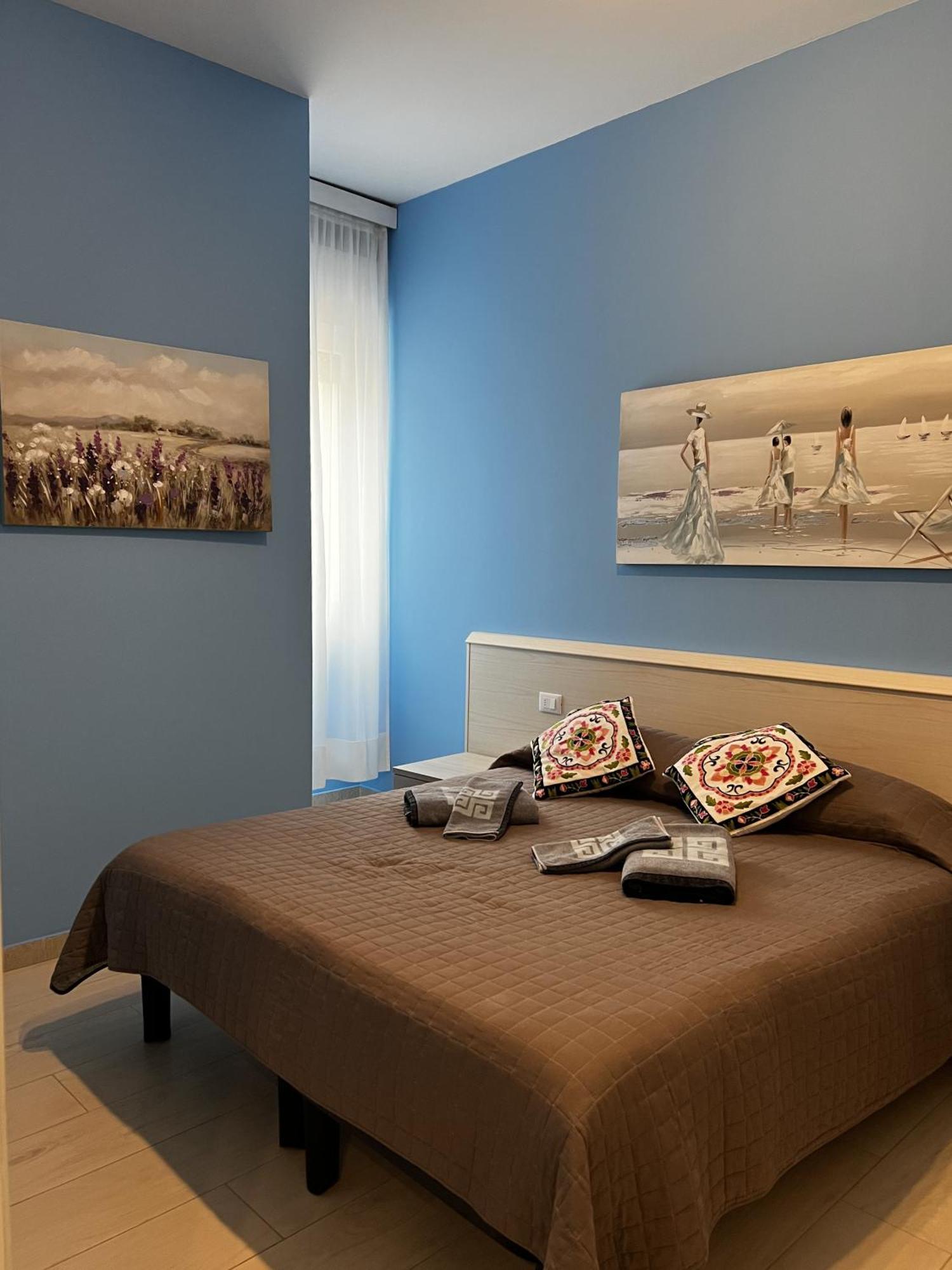 Residence El Palmar Fronte Mare, Fronte Spiaggia 리도 디 예솔로 외부 사진